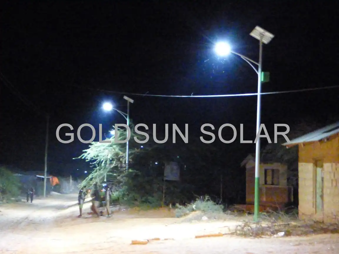 What are the causes of solar LED street lighting decay?